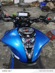 Gixxer FI Double Disc Naked